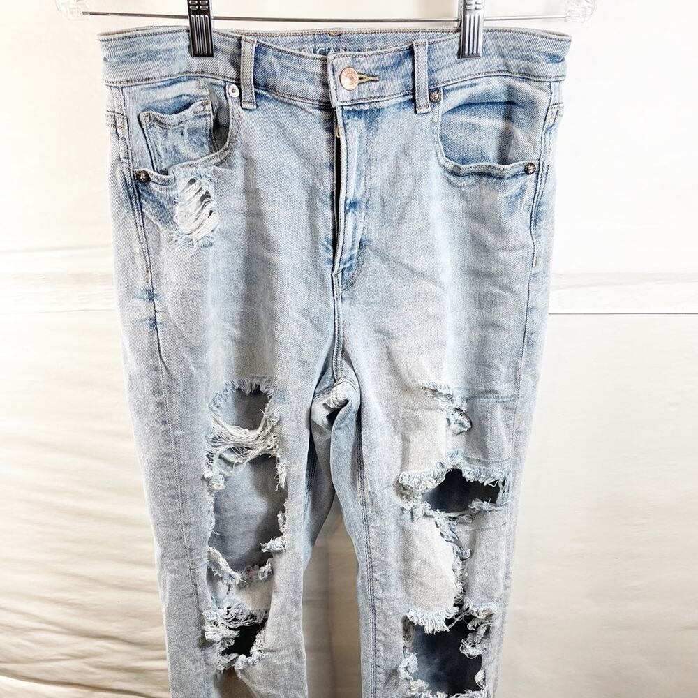 American Eagle Stretch Light Wash Mom Jean Size 8